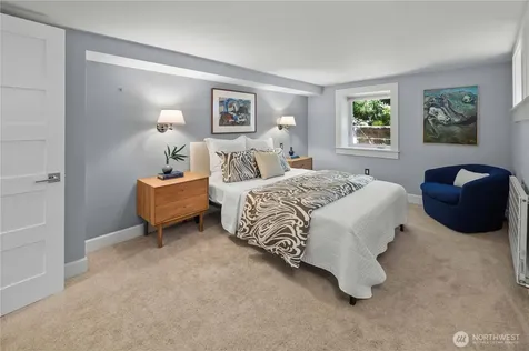 3033 27th Avenue W Seattle WA 98199