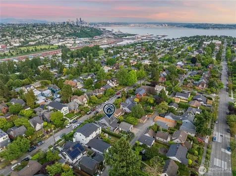 3033 27th Avenue W Seattle WA 98199