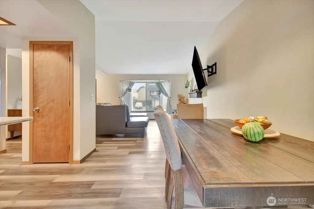 27236 Manor Place NW Stanwood WA 98292