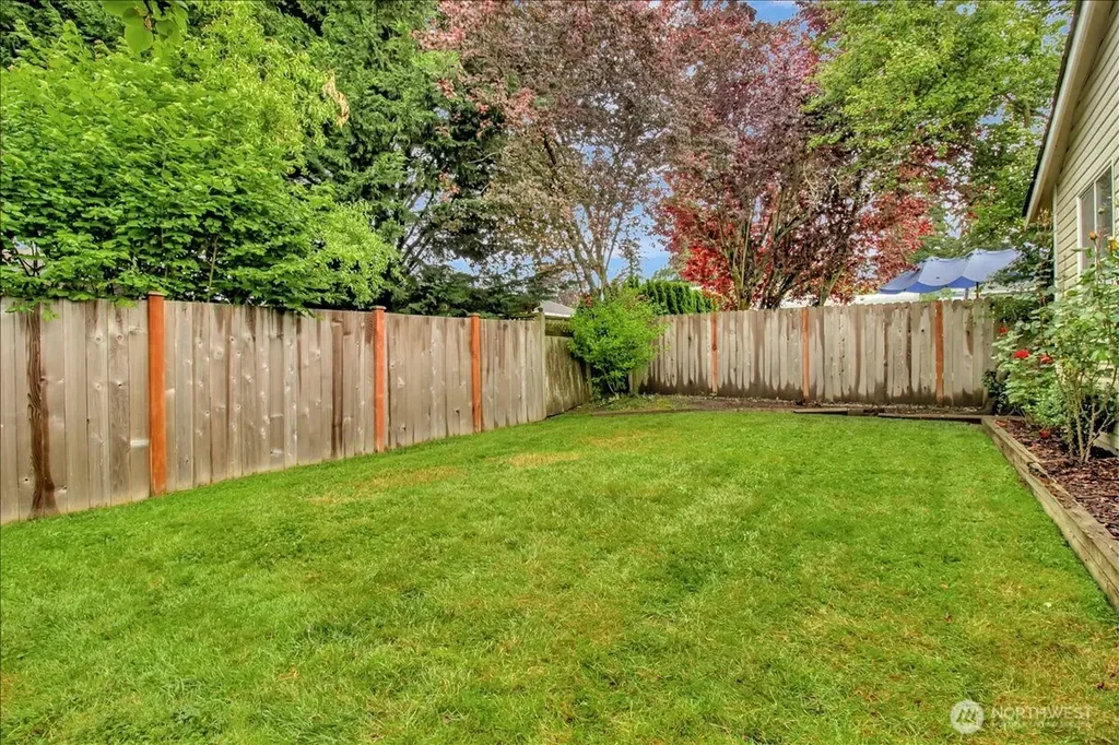 27236 Manor Place NW Stanwood WA 98292