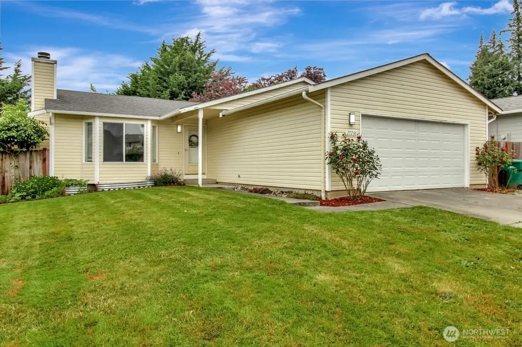 27236 Manor Place NW Stanwood WA 98292