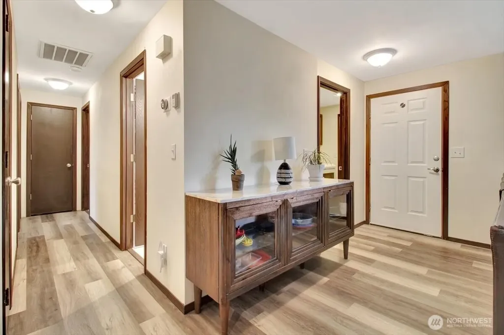 27236 Manor Place NW Stanwood WA 98292