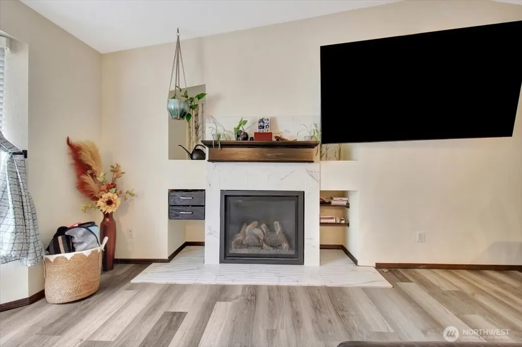 27236 Manor Place NW Stanwood WA 98292