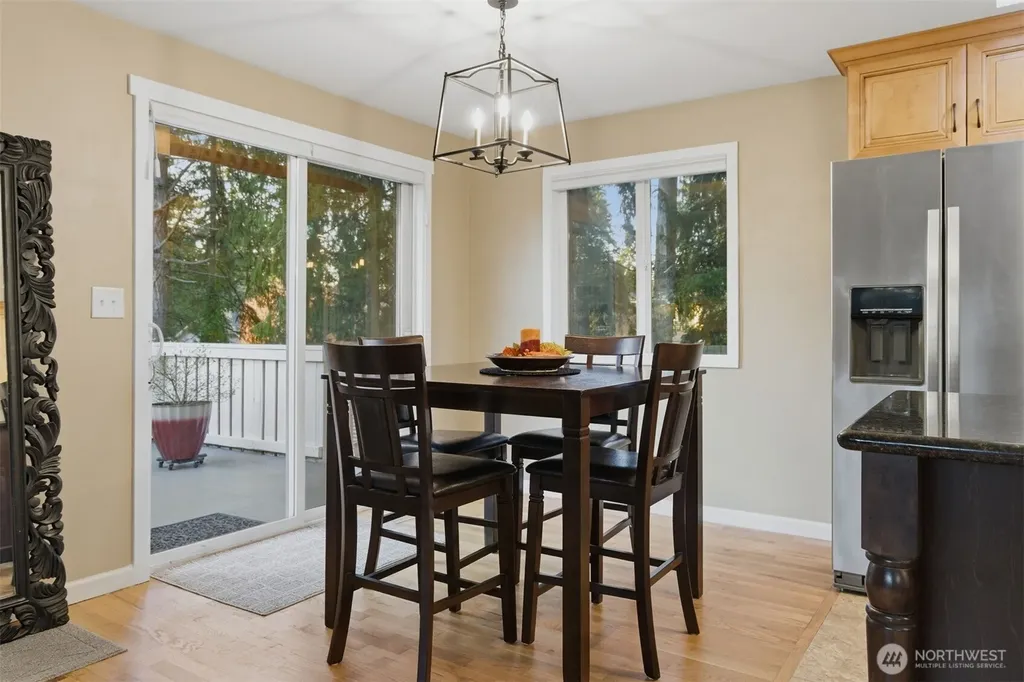 6427 182nd Place SW Lynnwood WA 98037