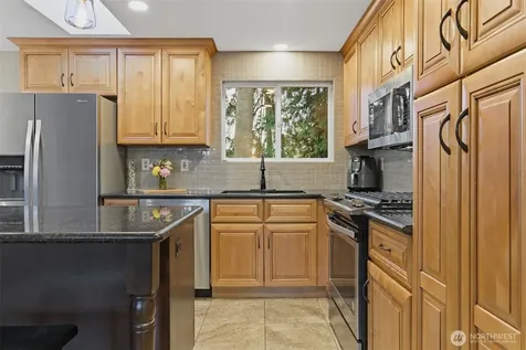 6427 182nd Place SW Lynnwood WA 98037