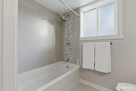 6427 182nd Place SW Lynnwood WA 98037