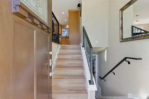 6427 182nd Place SW Lynnwood WA 98037