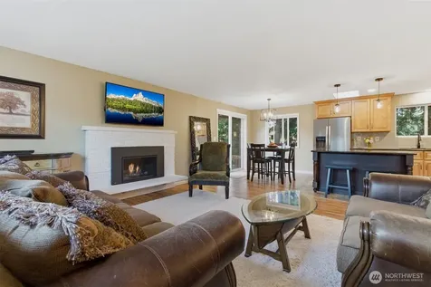 6427 182nd Place SW Lynnwood WA 98037