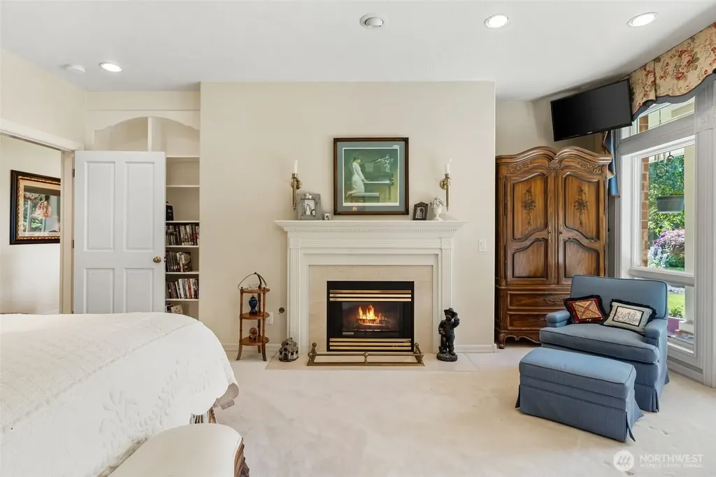 175 Oak Point Drive Chehalis WA 98532