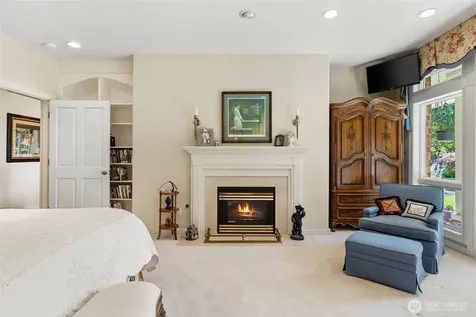 175 Oak Point Drive Chehalis WA 98532