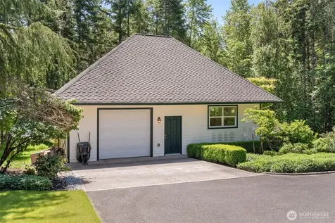 175 Oak Point Drive Chehalis WA 98532