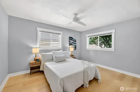 9056 37th Avenue SW Seattle WA 98126