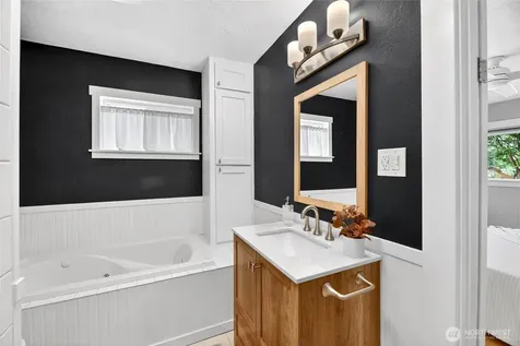 9056 37th Avenue SW Seattle WA 98126