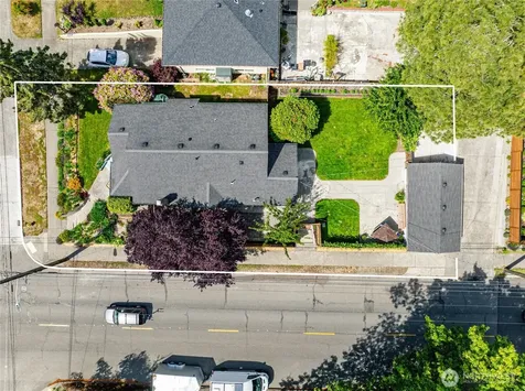 9056 37th Avenue SW Seattle WA 98126