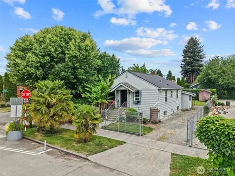 1002 S Sullivan Street Seattle WA 98108