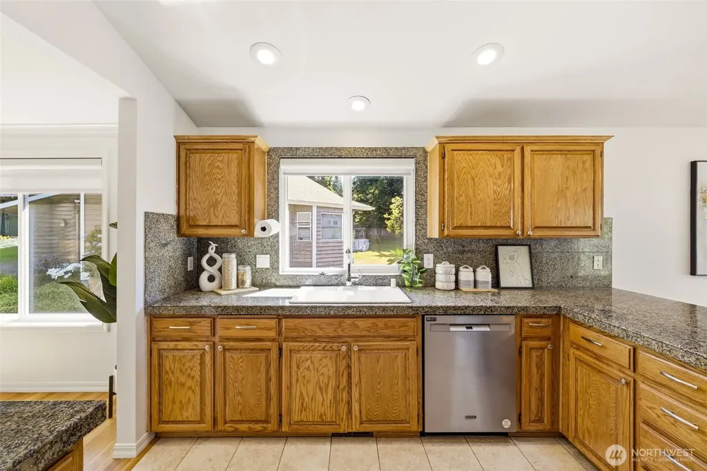 5022 136th Street SE Snohomish WA 98296