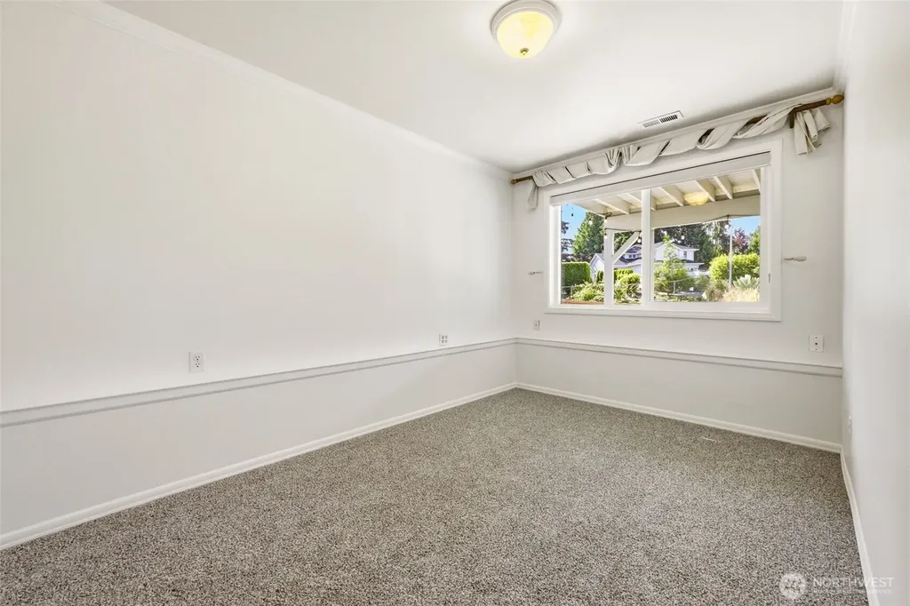 5022 136th Street SE Snohomish WA 98296