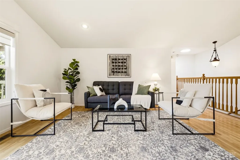 5022 136th Street SE Snohomish WA 98296