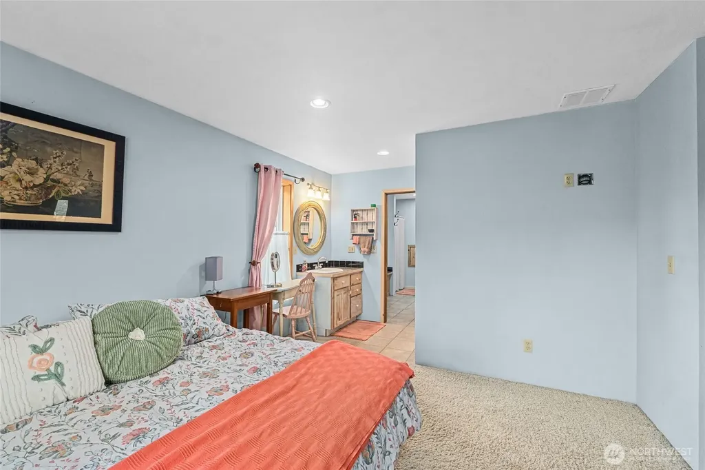 40048 Cayuse Cove E Davenport WA 99122