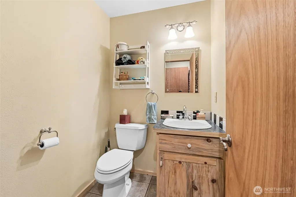 40048 Cayuse Cove E Davenport WA 99122