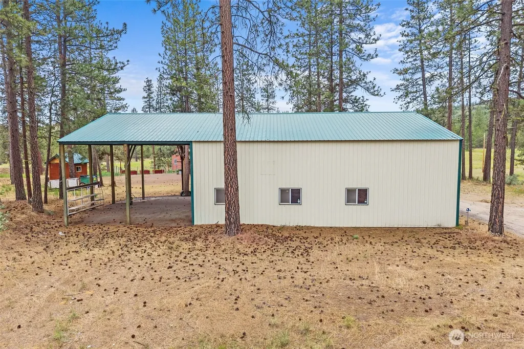 40048 Cayuse Cove E Davenport WA 99122