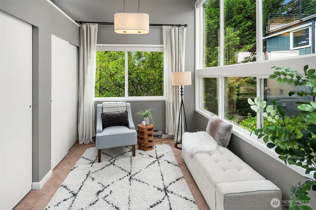 756 N 72nd Street Seattle WA 98103