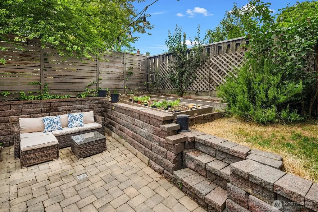 756 N 72nd Street Seattle WA 98103