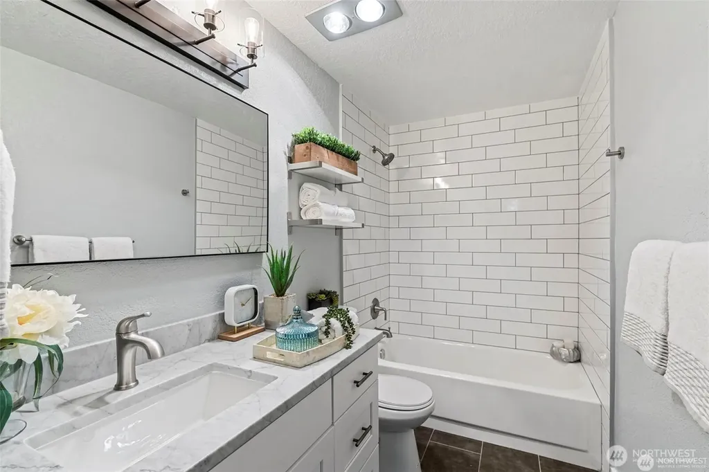 4904 81st Place SW Mukilteo WA 98275