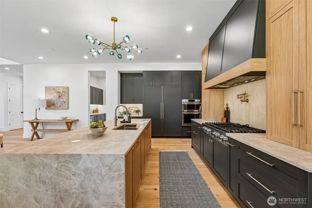 11419 109th Avenue NE Kirkland WA 98033