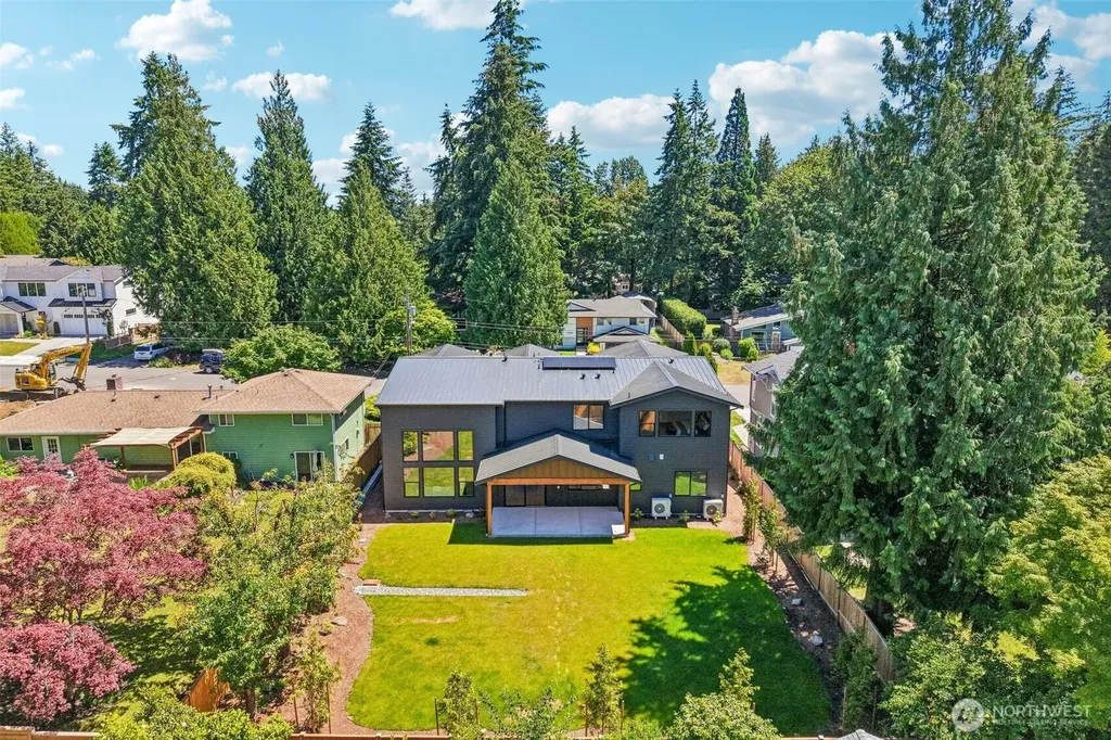 11419 109th Avenue NE Kirkland WA 98033