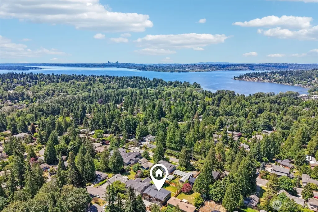 11419 109th Avenue NE Kirkland WA 98033