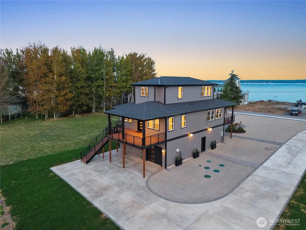 169 Driftwood Shores Camano Island WA 98282