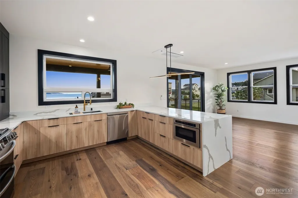 169 Driftwood Shores Camano Island WA 98282