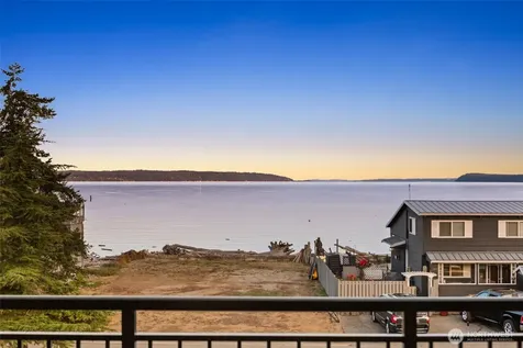 169 Driftwood Shores Camano Island WA 98282