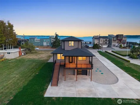 169 Driftwood Shores Camano Island WA 98282