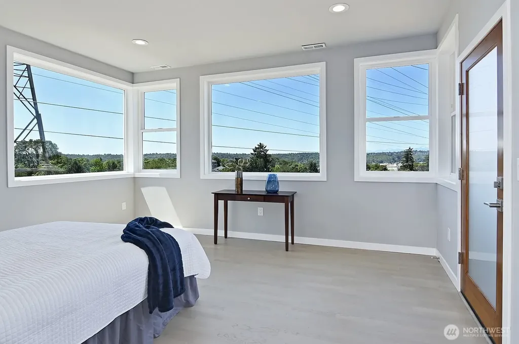 4524 12th Avenue S Seattle WA 98108