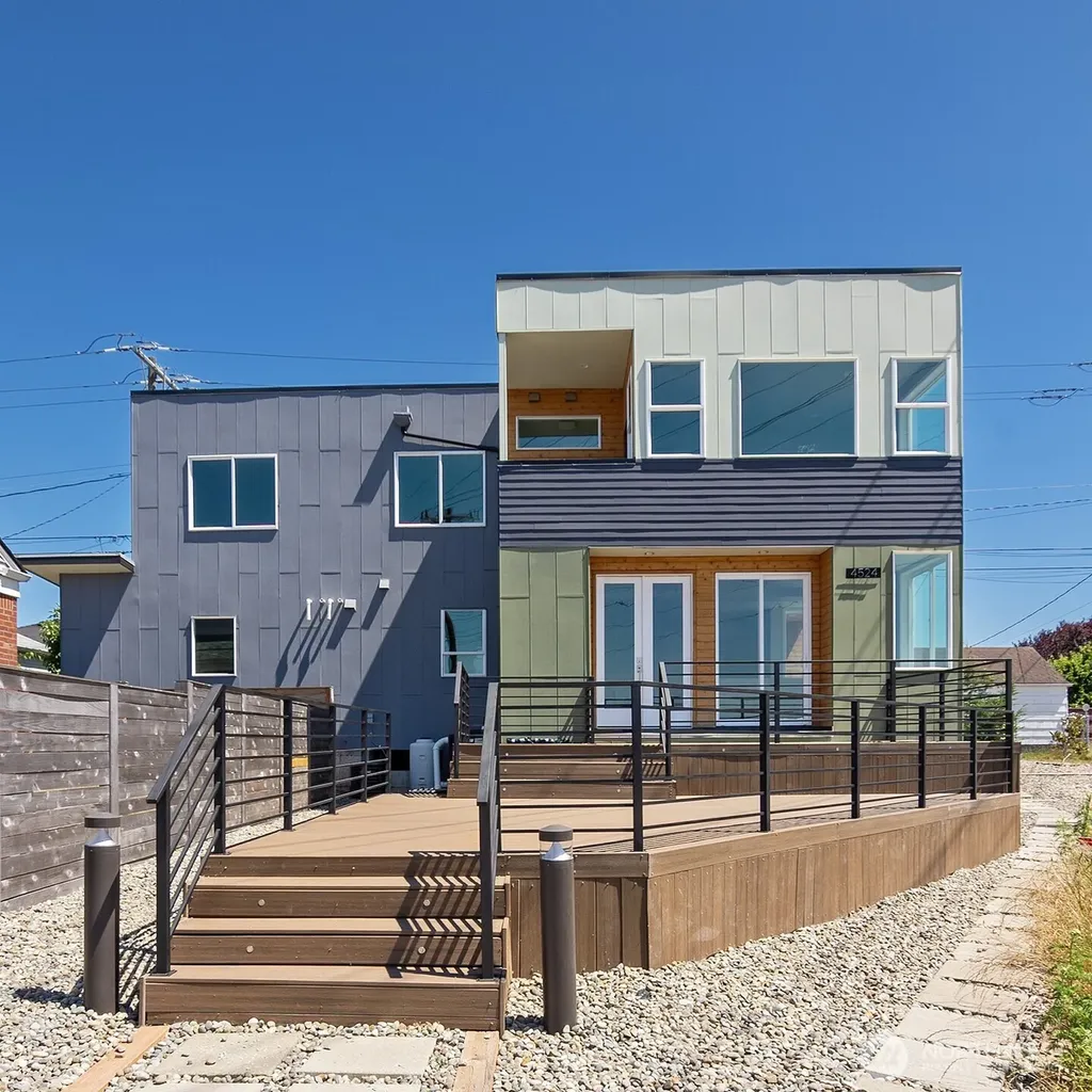4524 12th Avenue S Seattle WA 98108