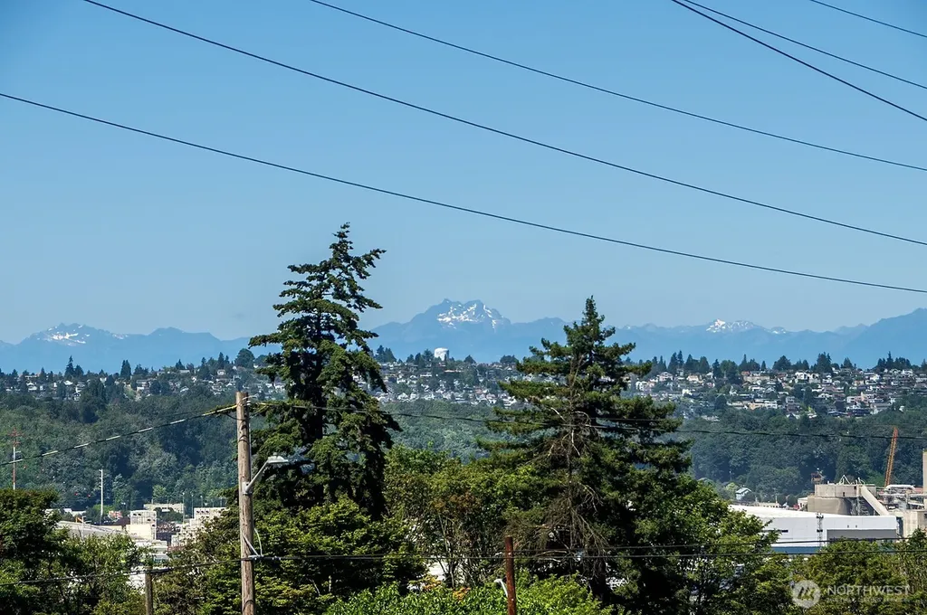 4524 12th Avenue S Seattle WA 98108