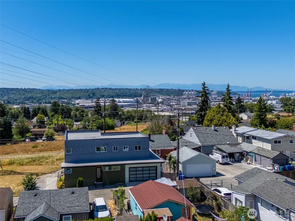 4524 12th Avenue S Seattle WA 98108