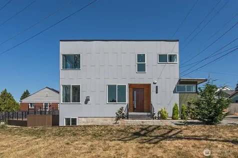 4524 12th Avenue S Seattle WA 98108