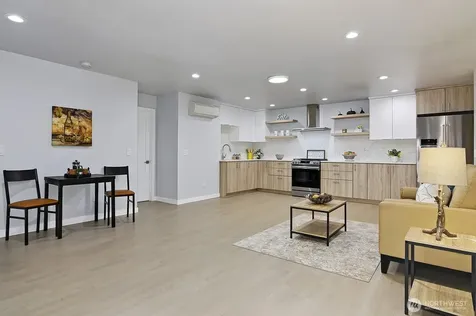4524 12th Avenue S Seattle WA 98108