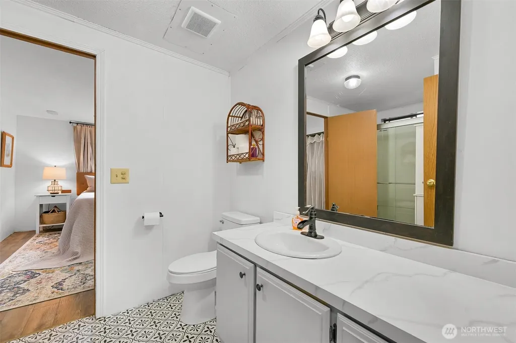 1906 E Pole Road Everson WA 98247