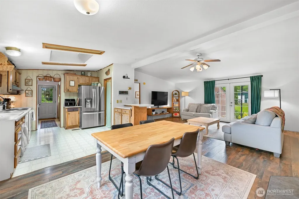 1906 E Pole Road Everson WA 98247