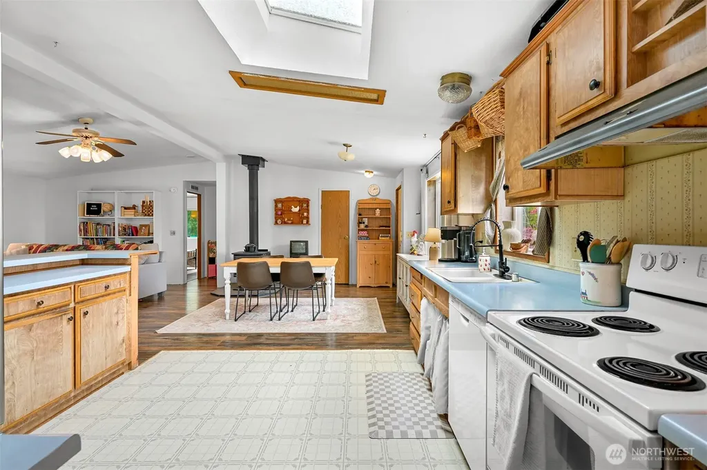 1906 E Pole Road Everson WA 98247