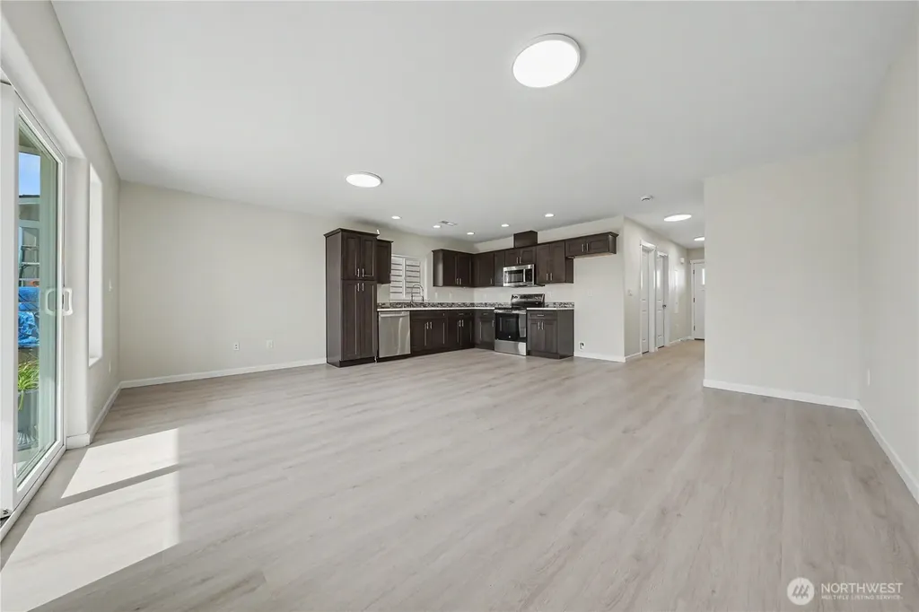 455 N Fifth Avenue Connell WA 99326