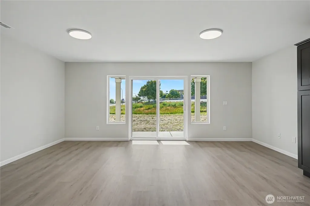 455 N Fifth Avenue Connell WA 99326