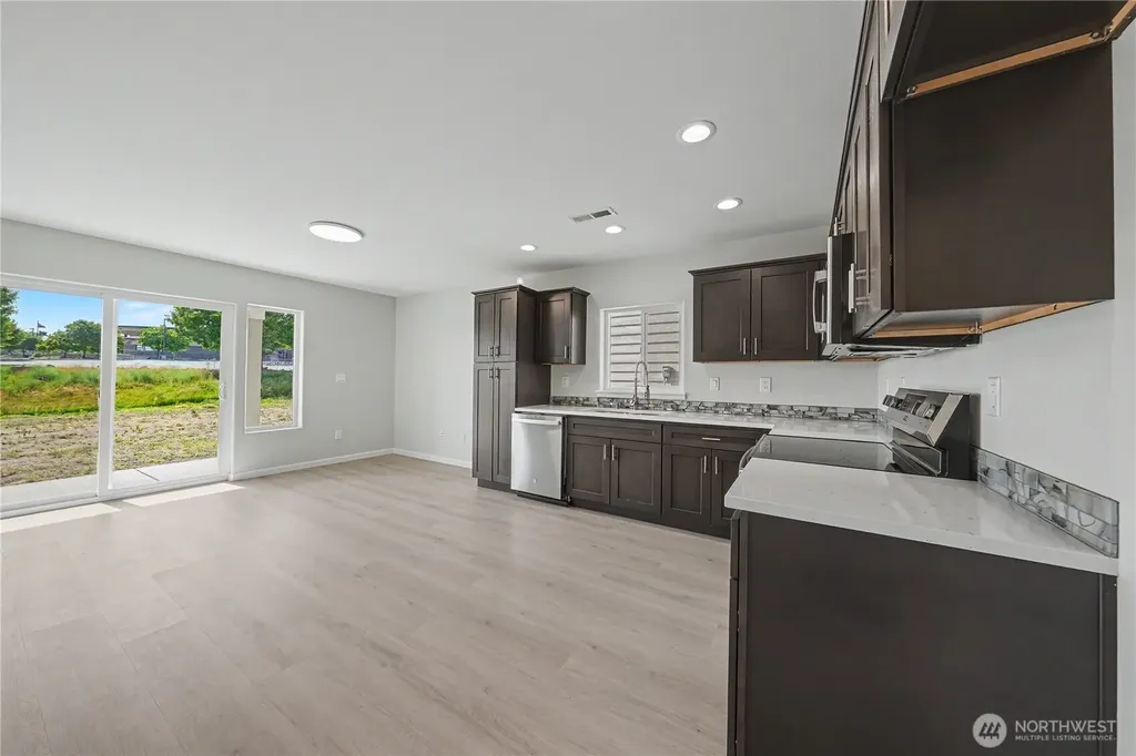455 N Fifth Avenue Connell WA 99326