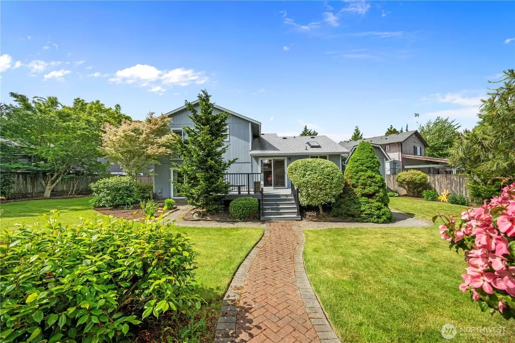 7215 79th Drive NE Marysville WA 98270
