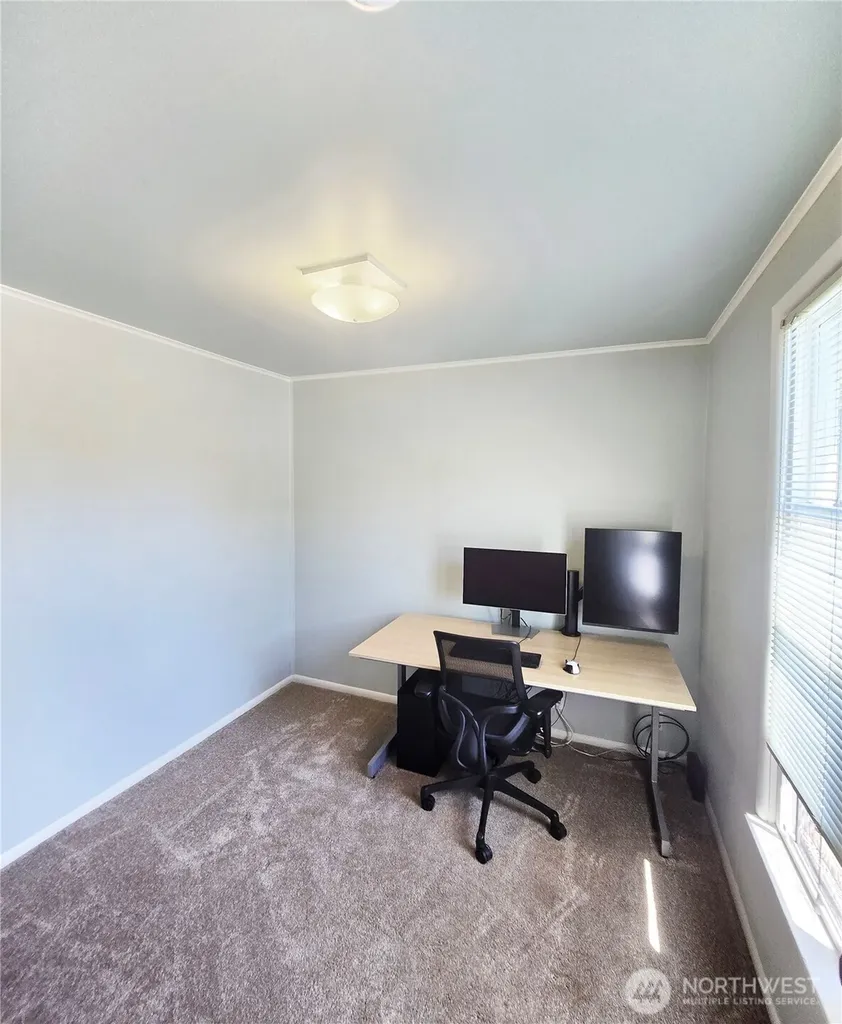 1009 Mclean Road Mount Vernon WA 98273