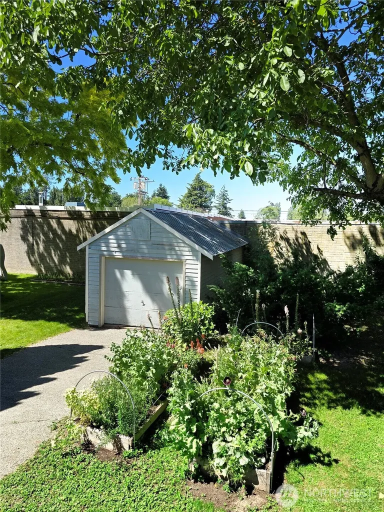 1009 Mclean Road Mount Vernon WA 98273